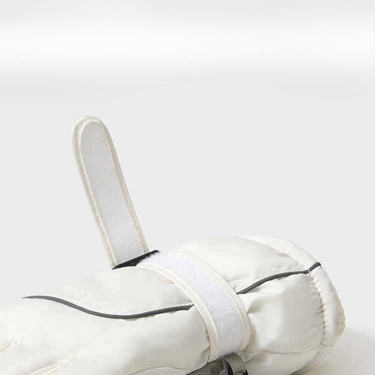 Waterproof Ski Gloves for Women In Winter Warm Snow Mountain Gloves for Playing with Snow Men Crossing The Top To Ride Cold and Windproof