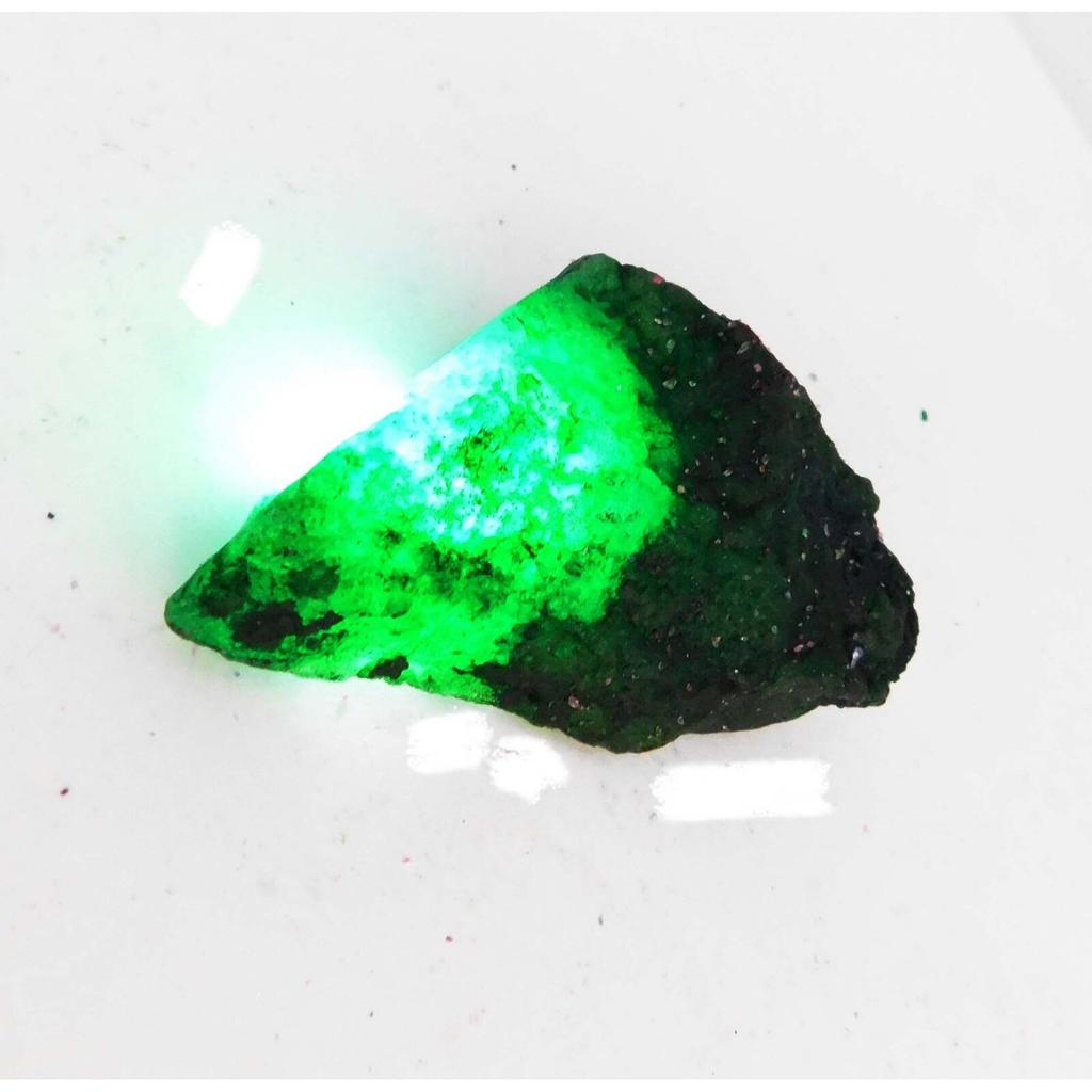 Precious Natural AAA+ Emerald Green Uncut Rough 160 Ct Loose Gemstone CERTIFIED 1AZ-233