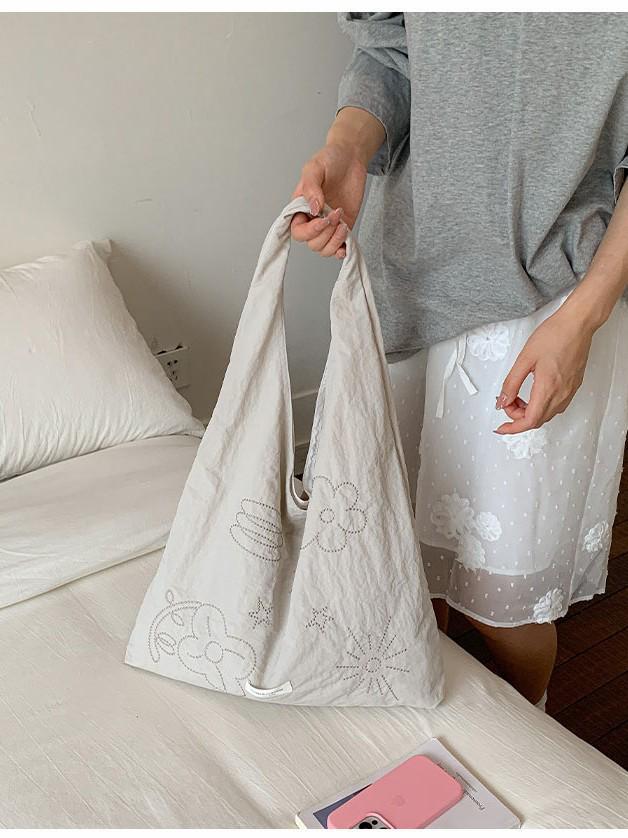 Korean Style Embroidered Floral Fabric Shoulder Bag - Large Capacity for Women