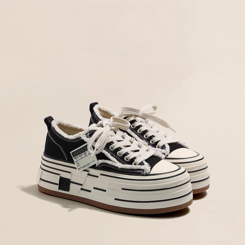 Thick-soled lace-up versatile canvas shoes women's 2025 new casual style beggar rough edge round head casual sports shoes