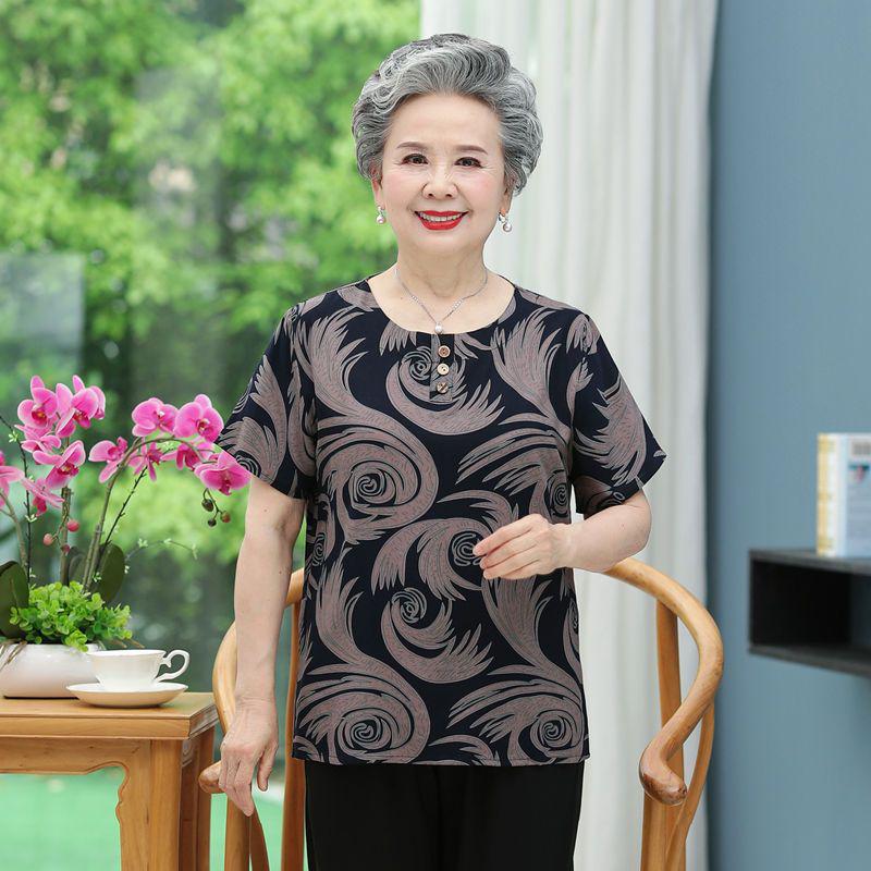 Summer Outfit: Short-Sleeve Top & Pants Set for Women in Their 60s and 70s - Cotton Silk Blend for Middle-Aged and Elderly Comfort