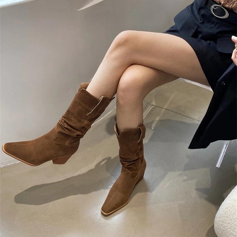 Women's Boots 2024 Classic New Pointed Toe Women's Mid Calf Boots Solid Simple Suede Platform Boots Botas Altas Plataforma Mujer