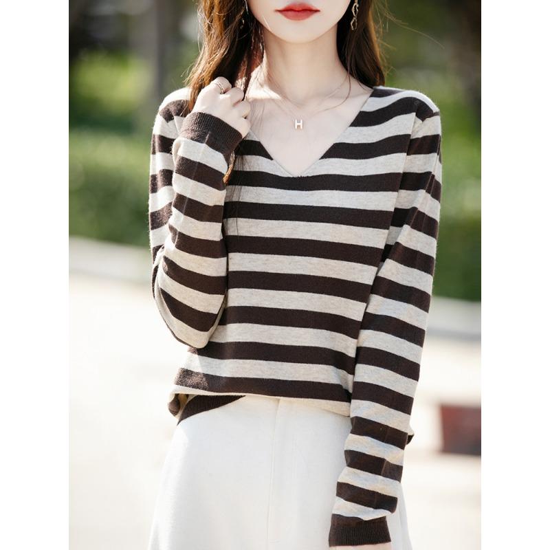 Spring and Autumn V-neck Striped Women's Long-sleeved Knitwear Loose Color Clashing Pullover Bottoming Shirt