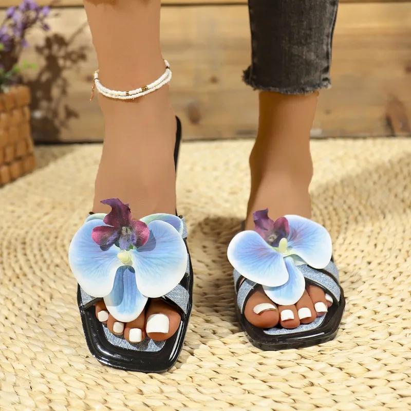 Fashion 2025 New Summer New Women Slippers Fashion Flower Sandals Bathroom Slippers Banquet Party Women Shoes