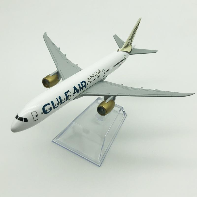 

16cm Alloy Aircraft Model Gulf Air 787 Collectible With Landing Gear Children s Toy Gift