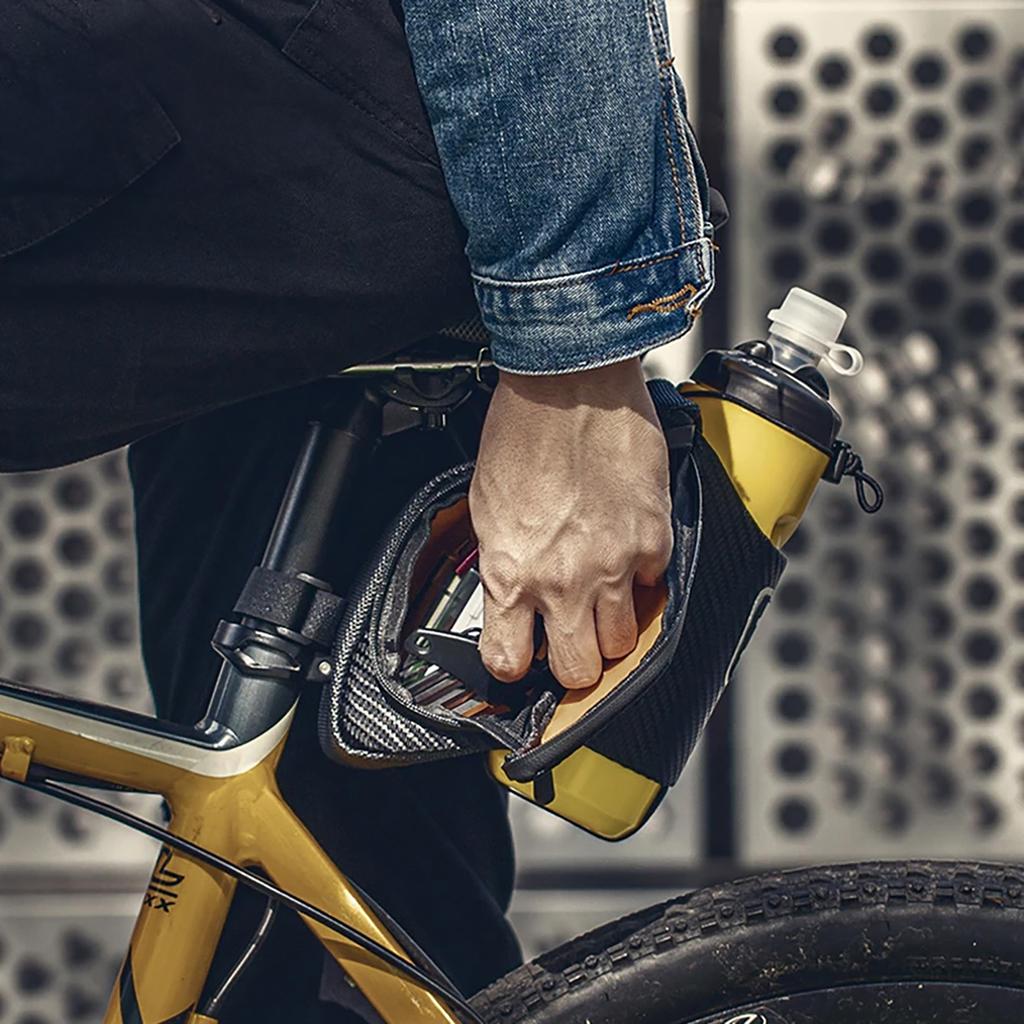 Under-seat bicycle bag with bottle pocket, 15l, black