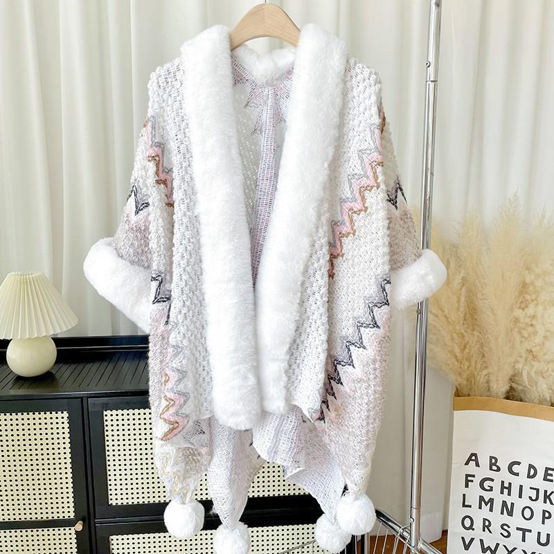 Yunnan Retro Tassel Shawl - Women's Autumn/Winter Cape Scarf for Travel & Vacation