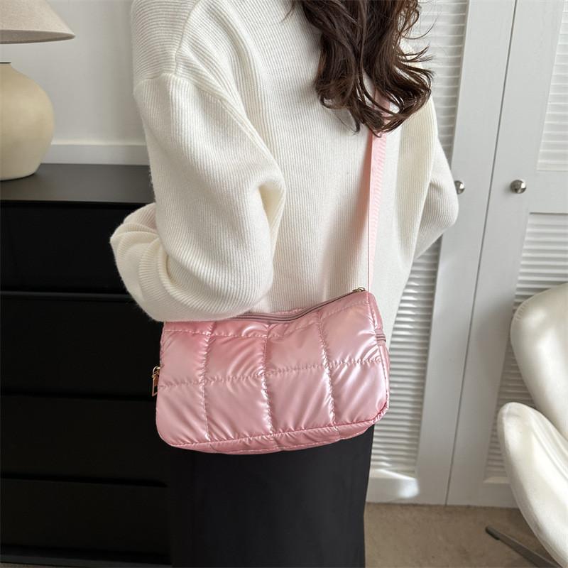 Fashionable Quilted Stitch Large Capacity Cotton Shoulder Bag For Women