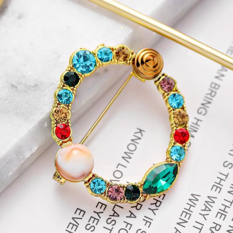 1PC 26 Letters Colorful Jewelry Gifts for Women Alphabet Brooch A-Z Rhinestone Letter Pin