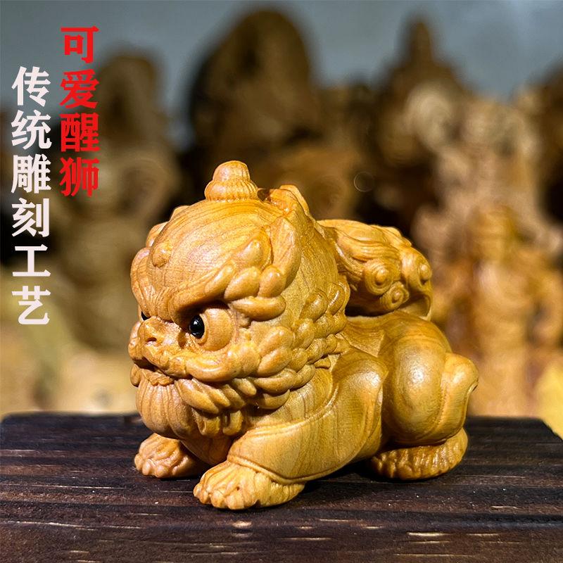 

Lucky Beast Awakens Lion Cliff, Cypress Wood Carving, Meets Financial Demands, Gifts Gifts for Living Room, Desktop, Mascot China Mainland