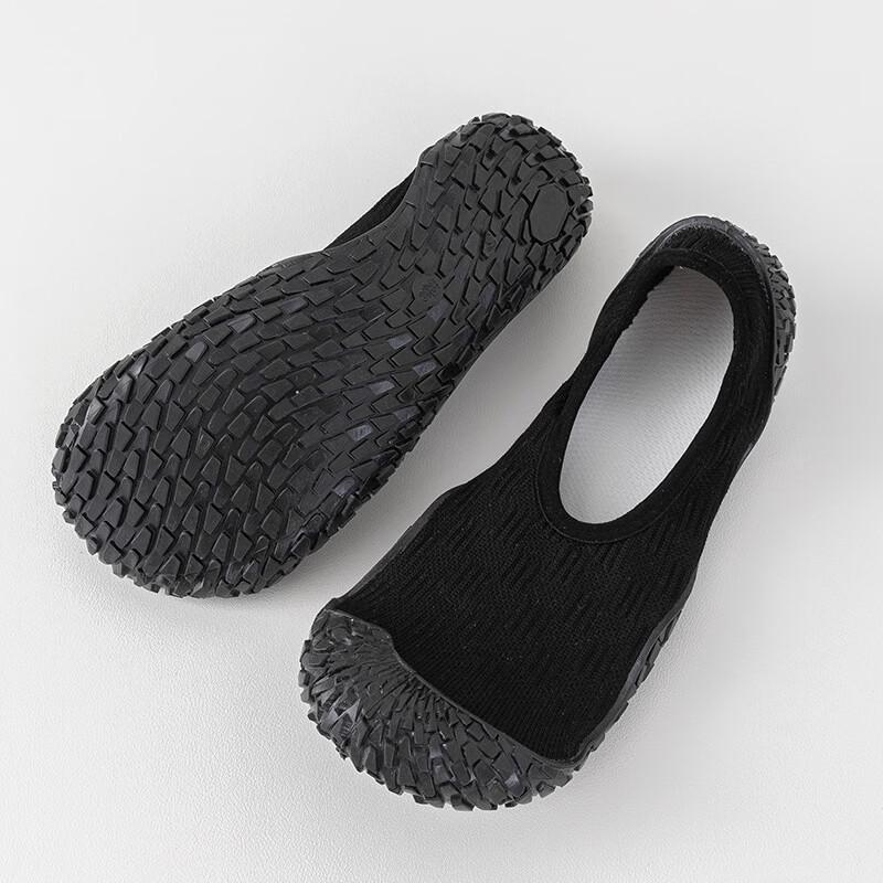 

Silent Indoor Yoga & Ballet Shoes M