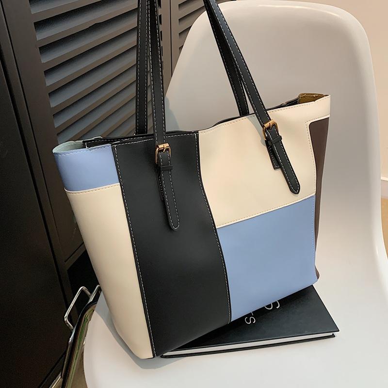 Women's Handbag, 2026 New Fashi Korean Versi Large Capacity Simple Single Shoulder Ctrasting Color Tote Bags, Handbag