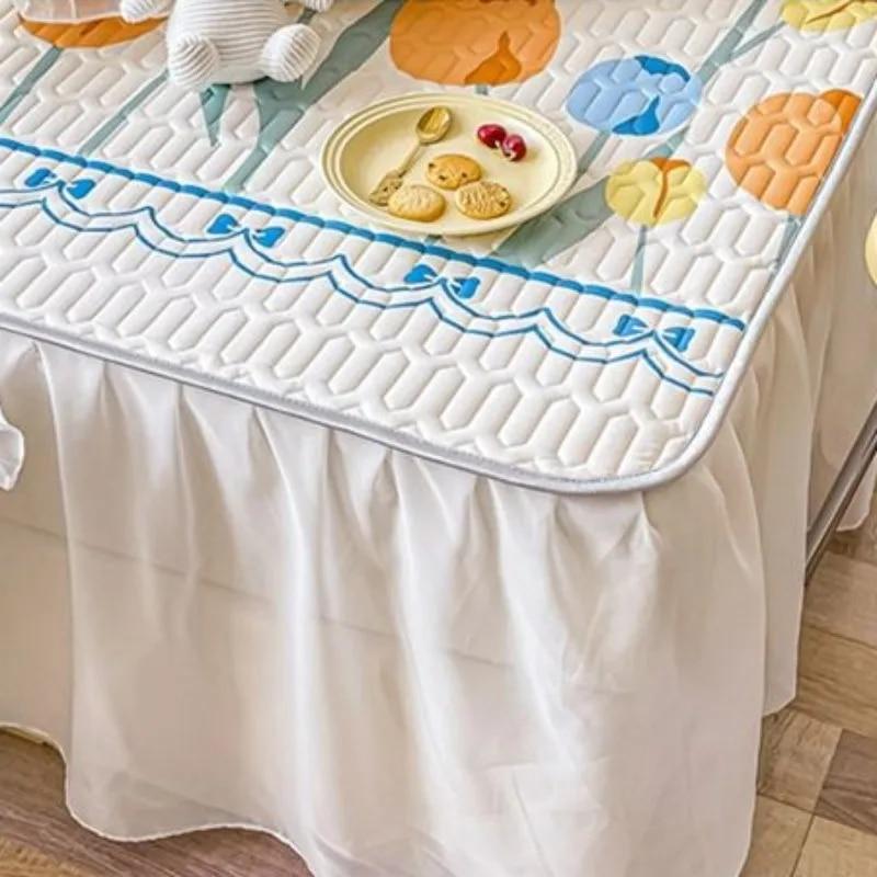 Cool Feeling Mattress Bed Skirt Bed Cover Summer Machine Washable Ice Silk Pad Household Air Conditioning Anti Slip Bed Cover