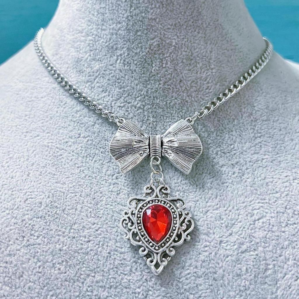 Gothic Victorian Red Water Drop Pendant Necklace