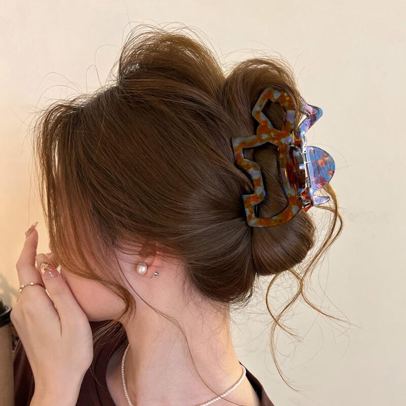 Rohana French Signature Puppy Hairpin Clip brown
