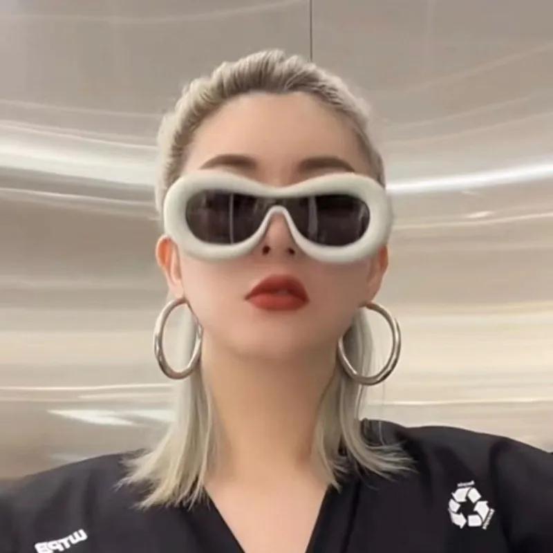 Versatile Bag Women's Inflatable And Cute Sunglasses Block Sunlight/Real Field Of View Solid Color Oval Curved Eyeglass Frame Toad Sunglasses