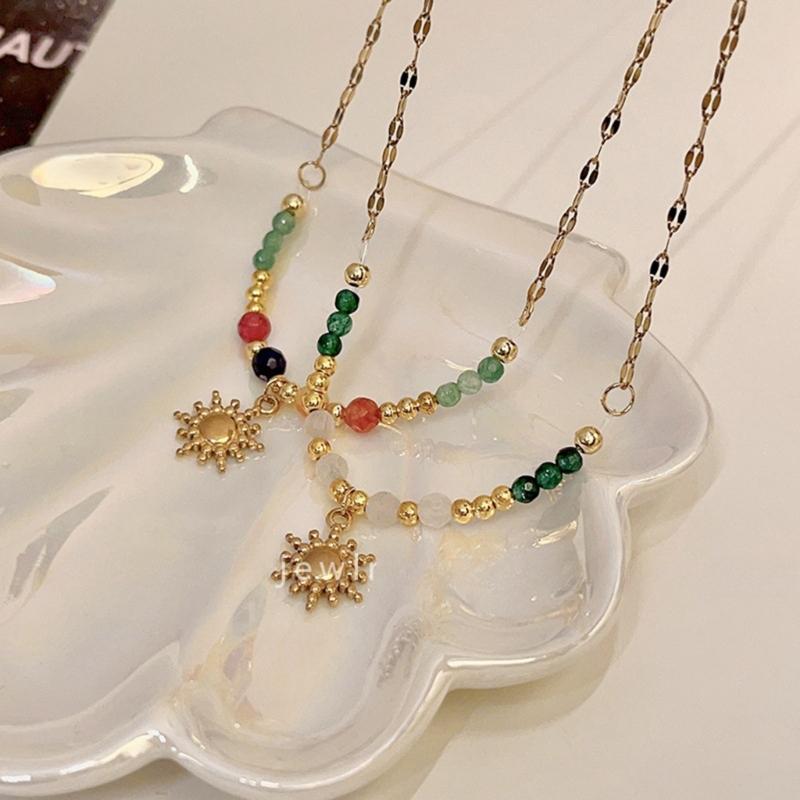 Colorful Beaded Sunflower Necklace Handmade Pendant Necklace Adjustable Chain Necklace Unique Style Jewelry for Women
