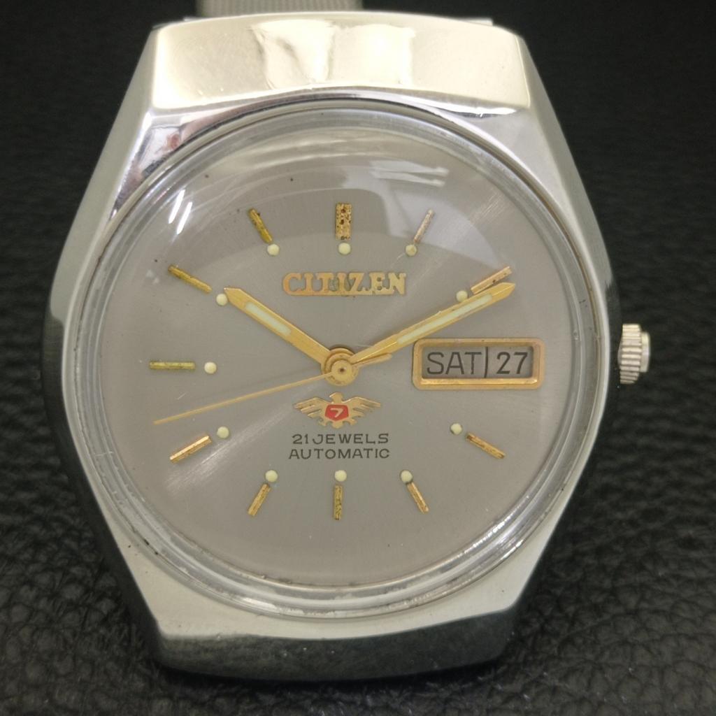 JAPAN VINTAGE CITIZEN AUTOMATIC 8200 MENS ORIGINAL DIAL WATCH A702161-5 R208-a702161
