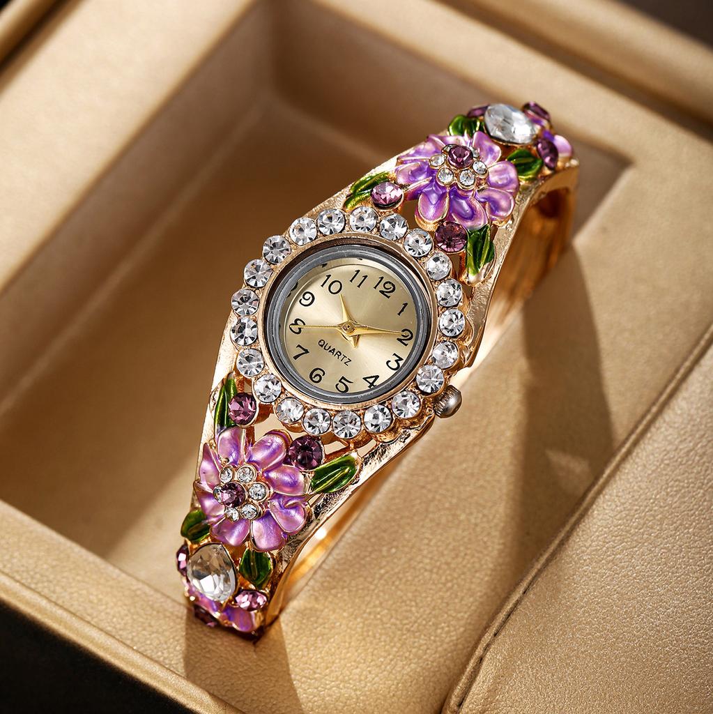 2026 New Women's Diamond Inlaid Decorative Carved Quartz Watch