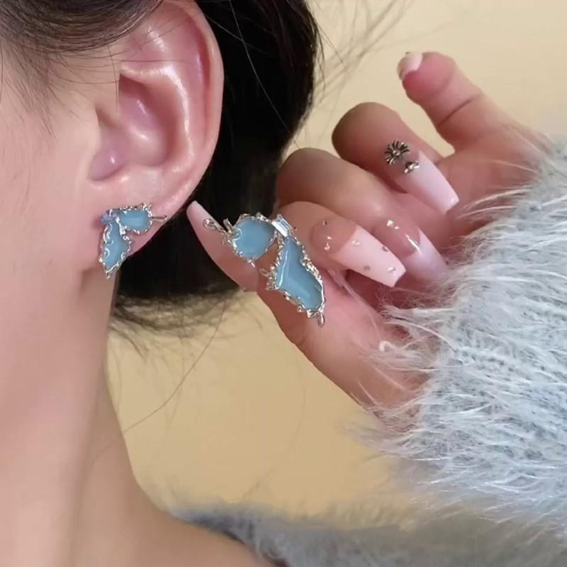 

111 silver needle asymmetrical design dripping oil retro blue stud earrings women s small fresh Mori butterfly earrings earrings 925 silver needle