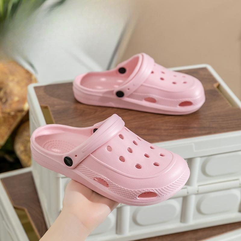 New Crocs Outerwear Shoes, Anti-slip and Deodorizing Thick-soled Beach Sandals and Slippers