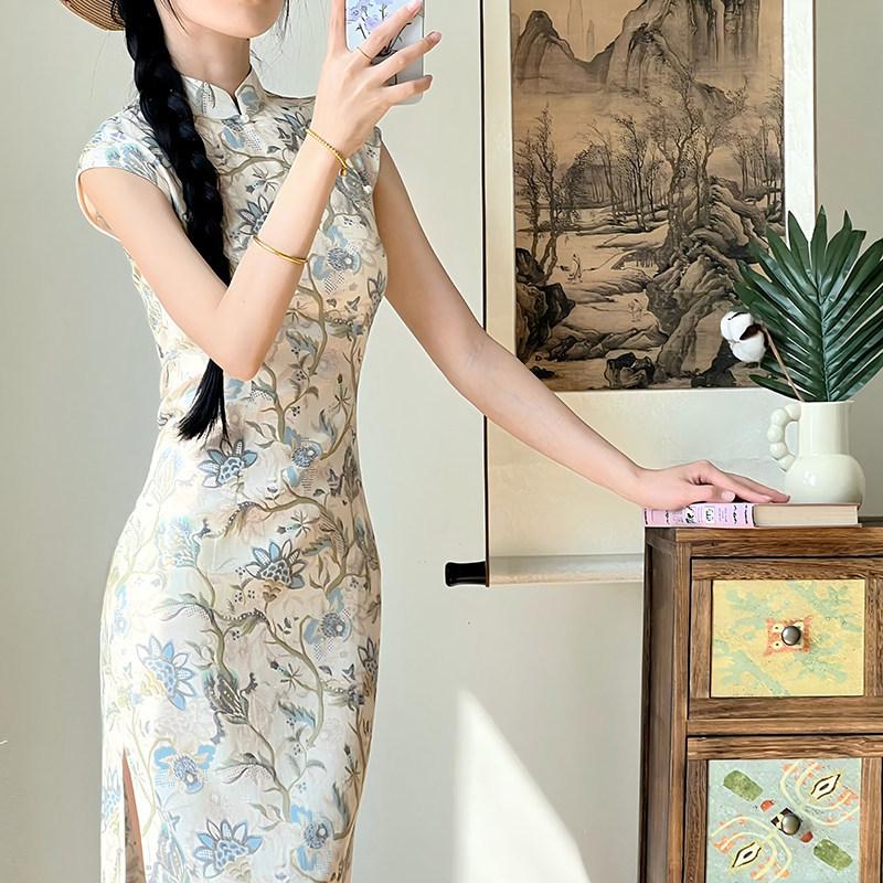 Sleeveless Republic of China style new Chinese style Suzhou long cheongsam improved young girl high sense can be worn daily in summer