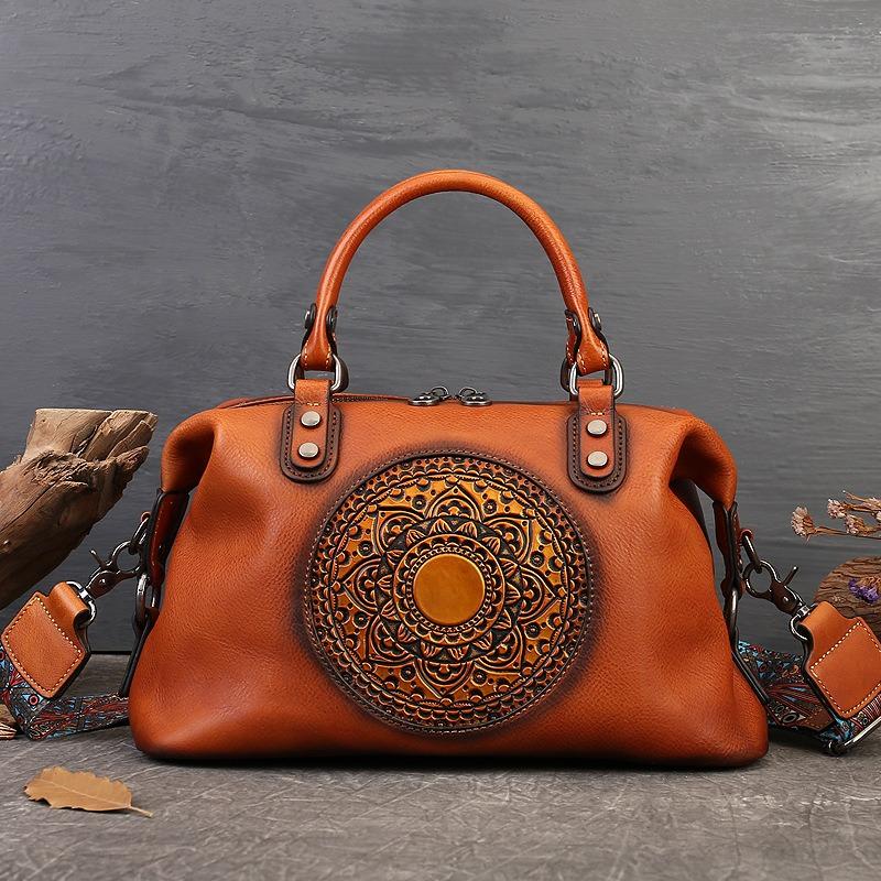 Women's Business Handbag Top Layer Cowhide Commuter Shoulder Bag Large Capacity Dumpling Bag Retro Totem Genuine Leather Women's Bag