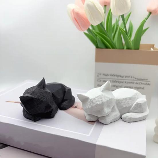 Estátua de Gato Dormindo, Miniatura de Gato Fofa para Mesa Estante, Decoração Geométrica Moderna Impressa em 3D Presente para Amantes de Gatos