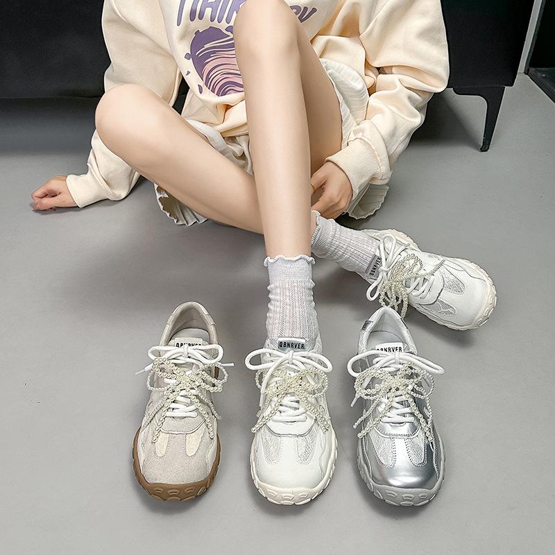 Grape Mother Has the Same Style, Ballet Style Leather German Training Shoes, Women's Forrest Gump Shoes, Dad Shoes, Little White Shoes, Large Size Wo