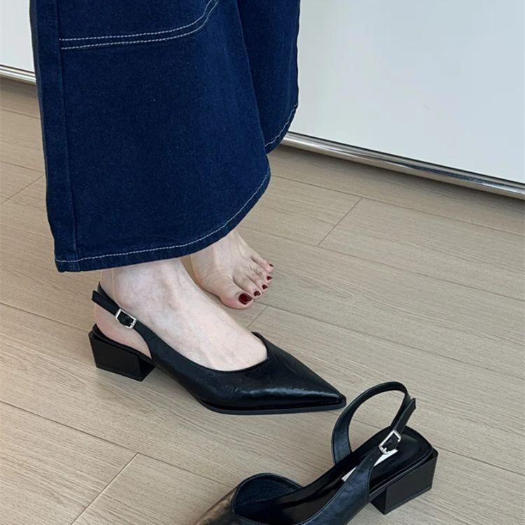 French high-end bag head sandals women's 2025 summer new temperament thick heel not tired feet pointed word with single shoes