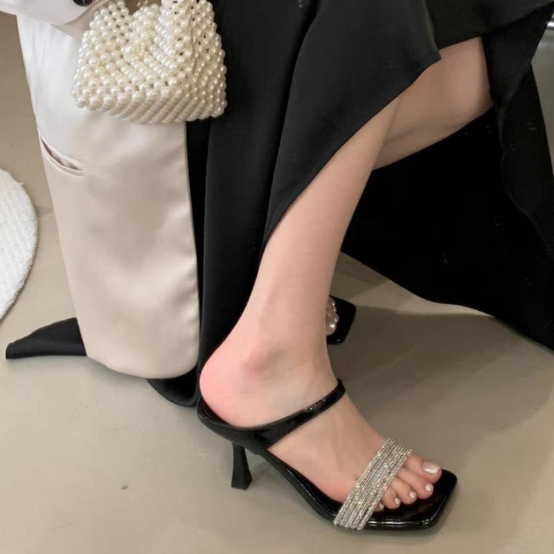 Nude Rhinestone Open-toed Sandals Women's 2025 New Square Head Stiletto with Cool Slippers Temperament Sexy High Heels