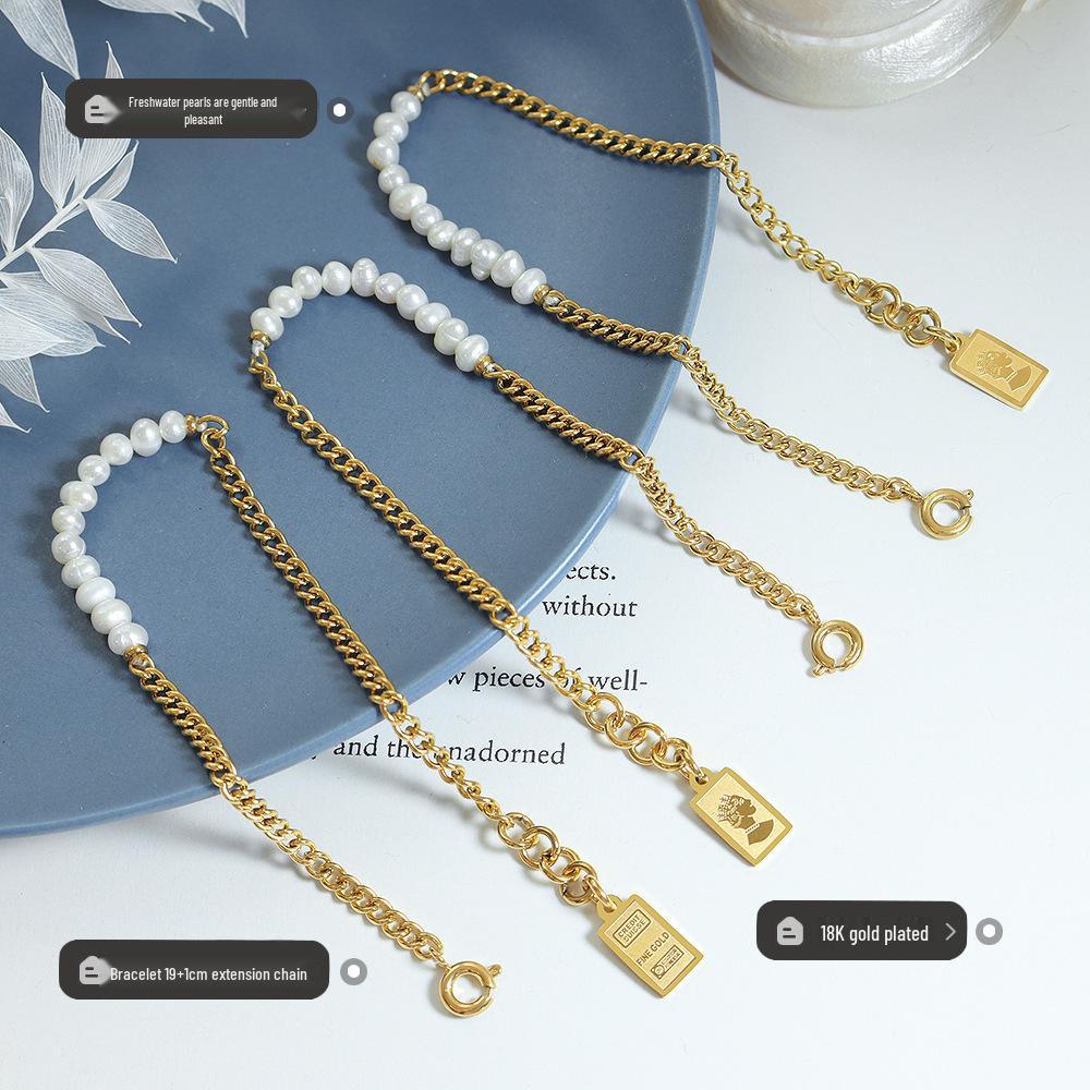 Simple Girl Best Friend Gift: Gold-Plated Titanium Steel Square Pendant Bracelet with Freshwater Pearl Beads