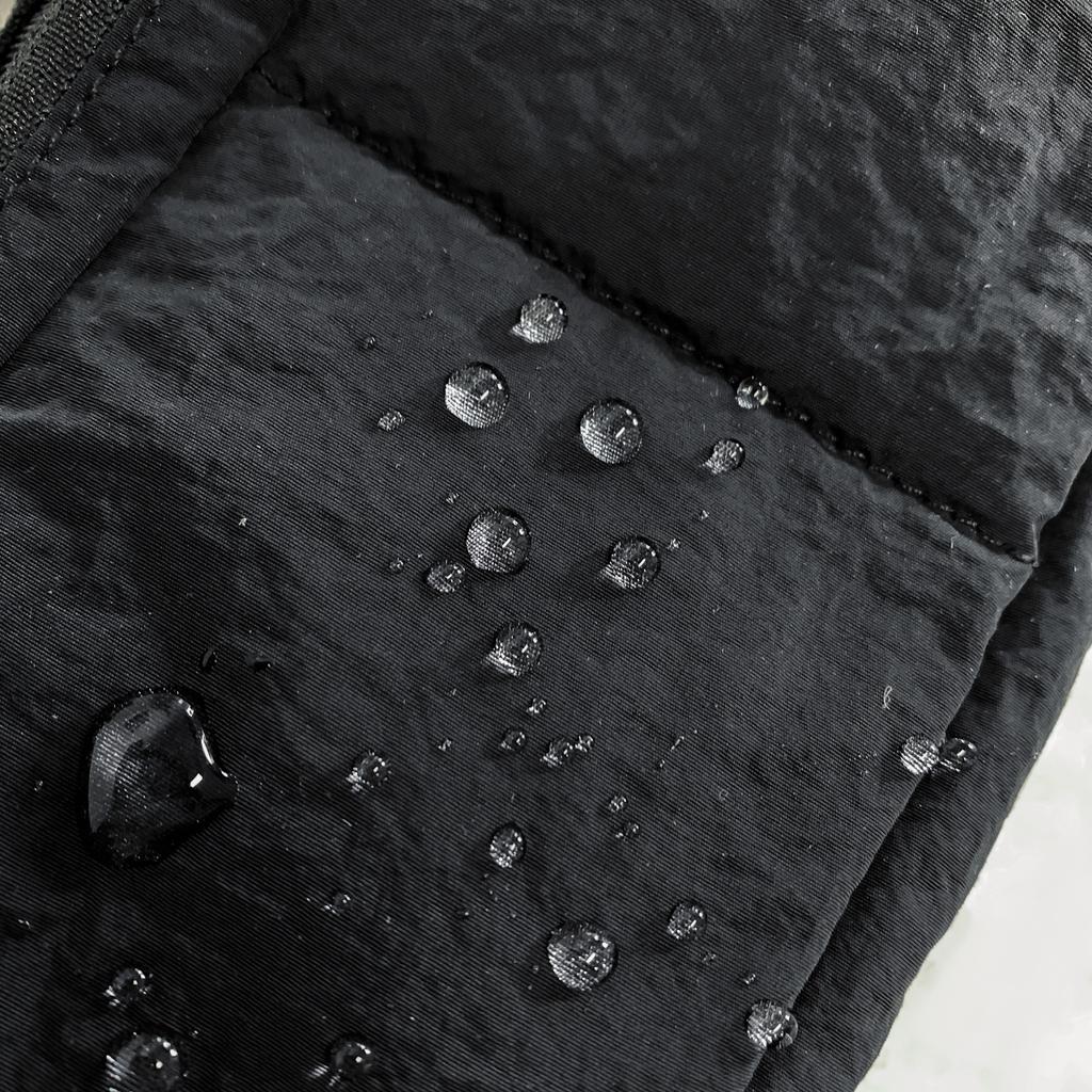 Unisex sportovní taška přes rameno Velkokapacitní taška přes rameno pro muže ženy, Odolný nylonový turistický cestovní batoh