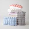 Flauschiges Wolkenbrot-Puffkissen, gesteppte Kuppel, Daunenalternative Füllung, Nylonhülle, Hotelstil, weiches Bettkissen