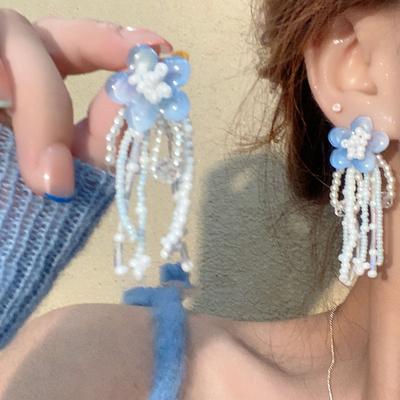 Harzblumen Schleife Glasperle Perle Fransen Stecker Ohrringe blau klein frische Ohrringe Urlaubsstil Ohrringe