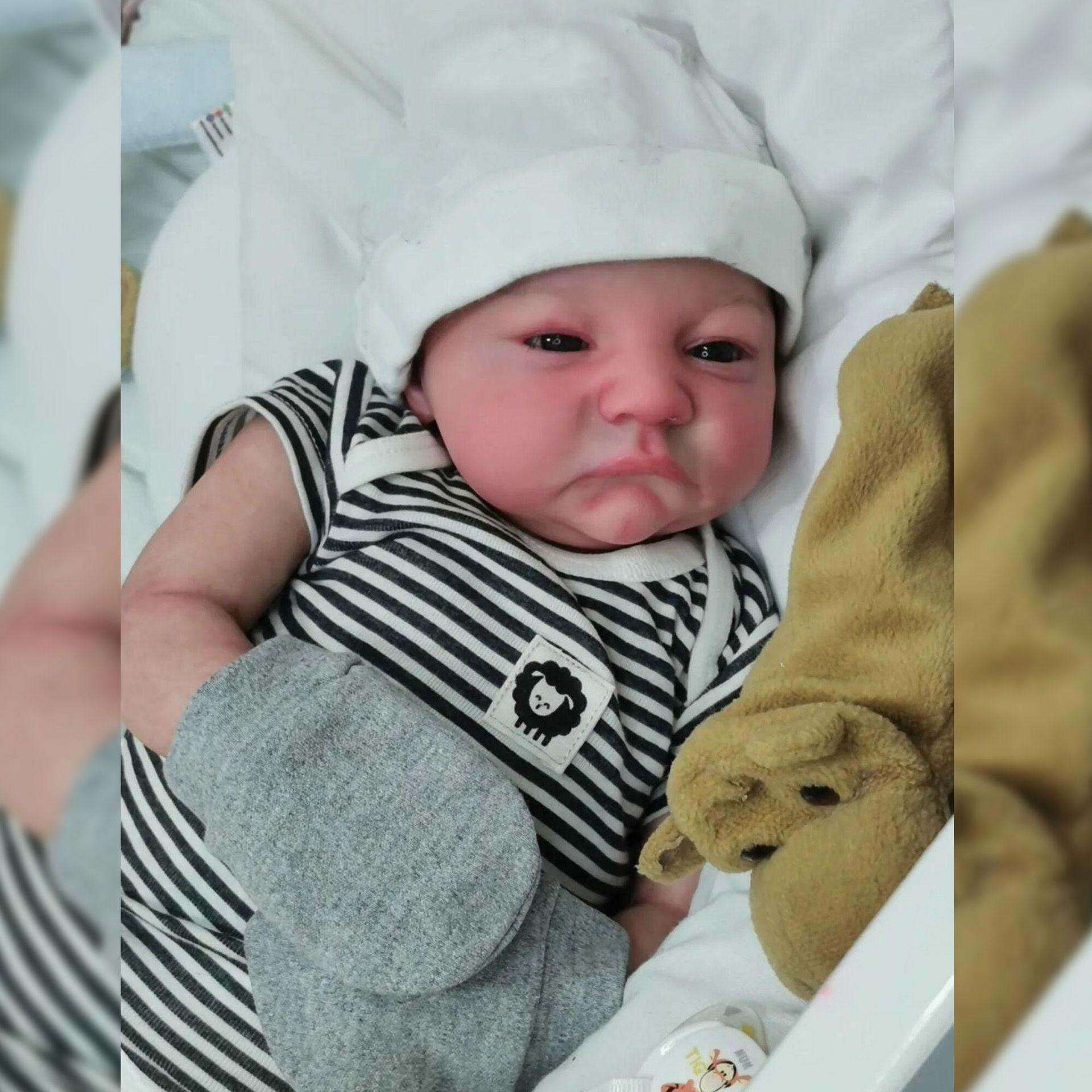 Levi 19-Inch Realistic Reborn Baby Doll Cloth Body как