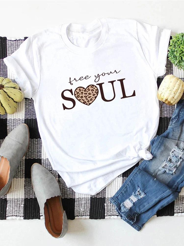 Free Your Soul Leopardhjärta Tryck Dam T-shirt Kortärmad O-ringning Lös Dam T-shirt Dam T-shirt Toppar Camisetas Mujer