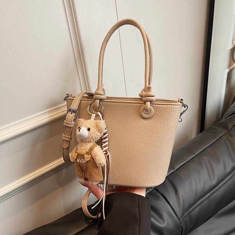 Premium hand bag women's new trendy spring fashion casual shoulder bag crossbody bucket bag