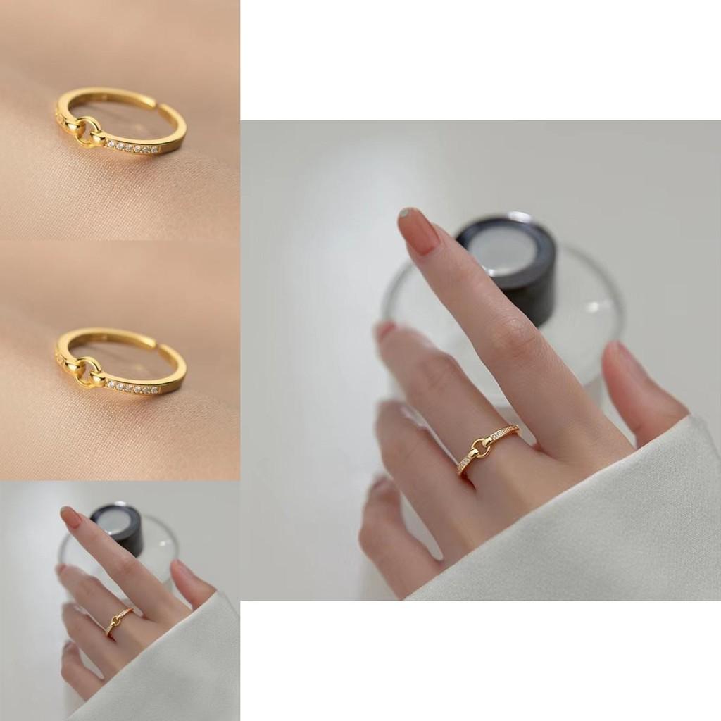 Fashionable Gold Plated Copper Adjustable Geometric Round Ring With Dazzling Diamonds