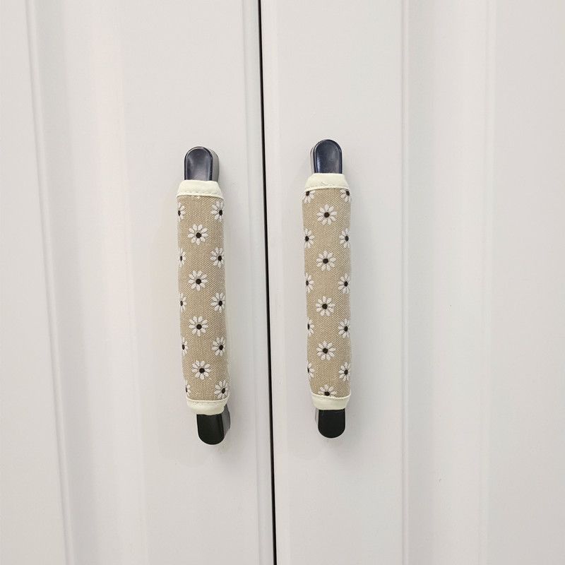 

Защитная накладка на дверную ручку от ударов, тканевая накладка на ручку для безопасности детей, защита от ударов для ручки дверцы детского шкафчика Khakis floral length 8cm * circumference 4cm 2