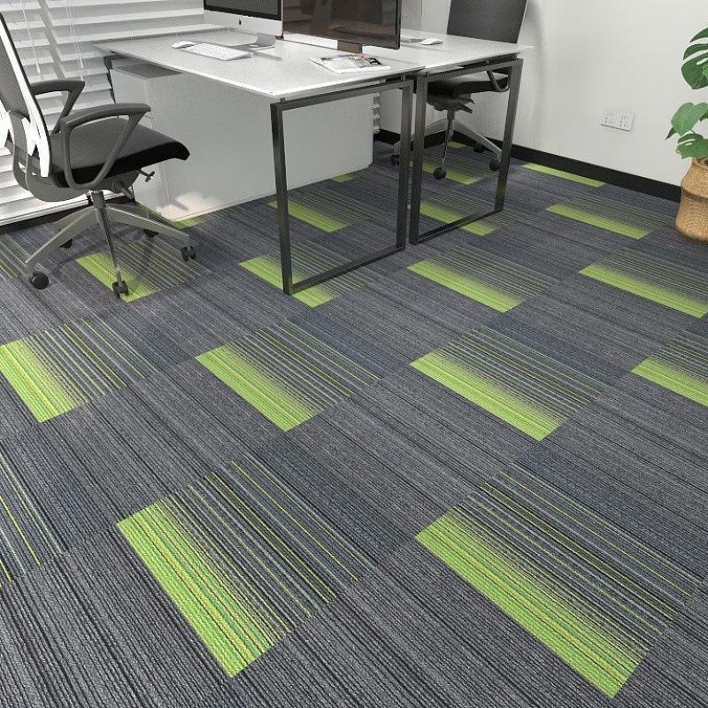 Große graue Büro- und Schlafzimmer-Teppichfliesen - Vollständige Raumabdeckung