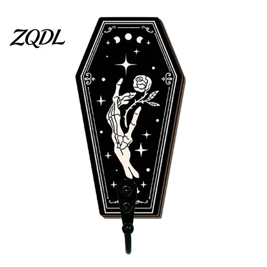 Entrance Hall Storage Halloween Gothic Wooden Wall Hook with Moon Star Skeleton Patterns, Decorative Retro Key Hanger for Bedroom Accessory