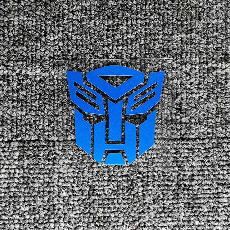 

Автомобильные наклейки Трансформеры Автоботы Десептиконы Светоотражающие украшения для крышки топливного бака Бампер Мотоциклы Ноутбук Телефон D40 11x11cm