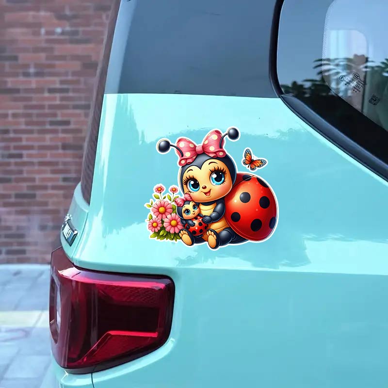 Roztomilé Berušky Hmyz Auto Samolepky Vodotěsné Vinylové Nálepky Dekorace Karoserie Okna Nárazníku Samolepky na Motorku Helmu TM123