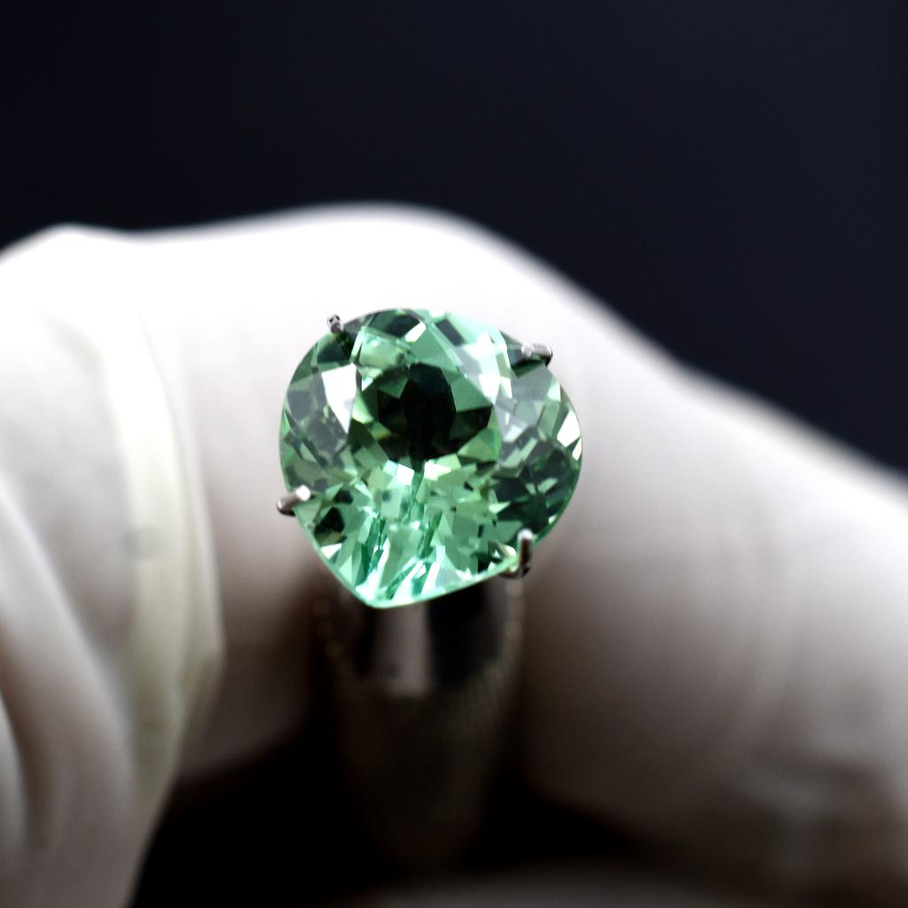 4.20 Ct Natural Bluish Green Sapphire Pear Stunning Montana Certified Gemstone