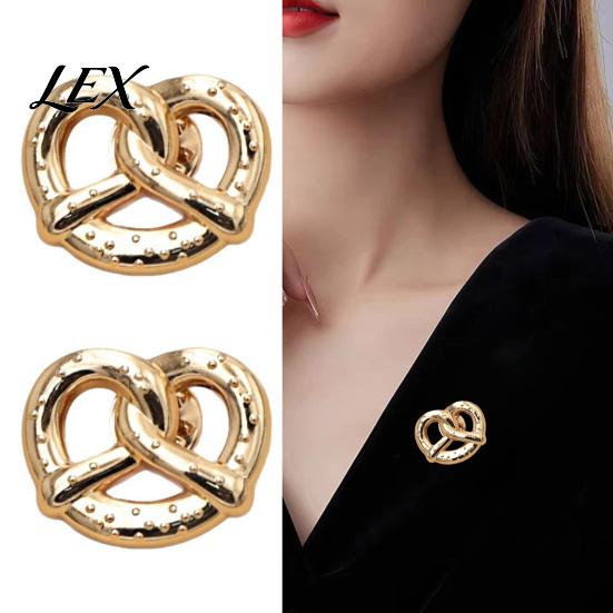 Alloy Clothing Accessories 1/2Pcs Golden Plated Pretzel Brooch, Mini Knotted Bread Lapel Pin for Retro Style Brooch Men Women, Decorative Clothes Bag