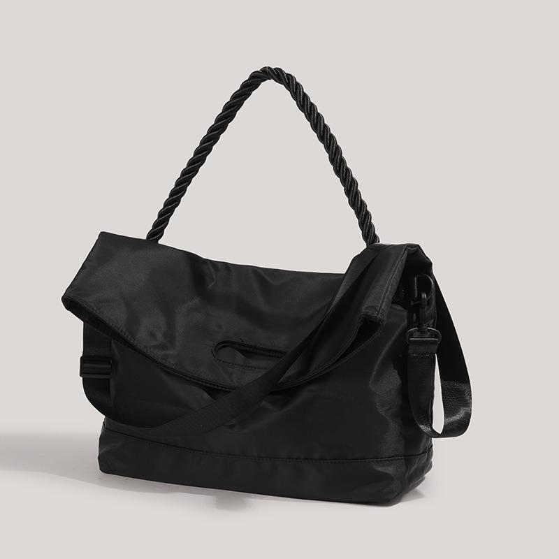 Wide Strap Crossbody Messenger Bag for Women 2025 New Niche Design Textured Sports Gym Bag Lazy Style Handbag for Women