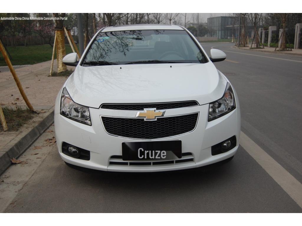 Chevrolet Cruze 08-14 Headlight Cover Transparent Shell