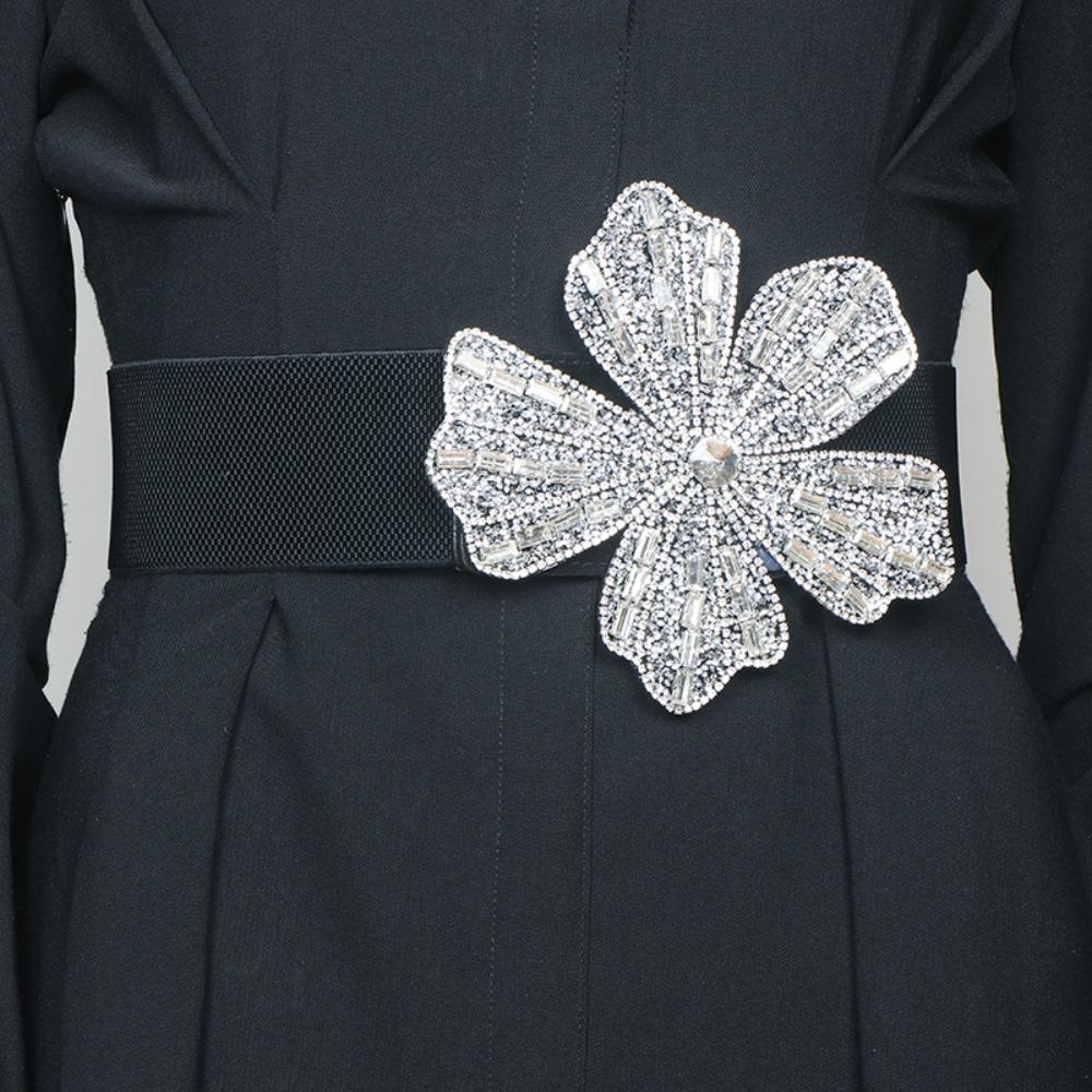 New Rhinestone Beaded Patches DIY Sew On Flower Patches Sparkling Decorative Patches Clothes Accessories