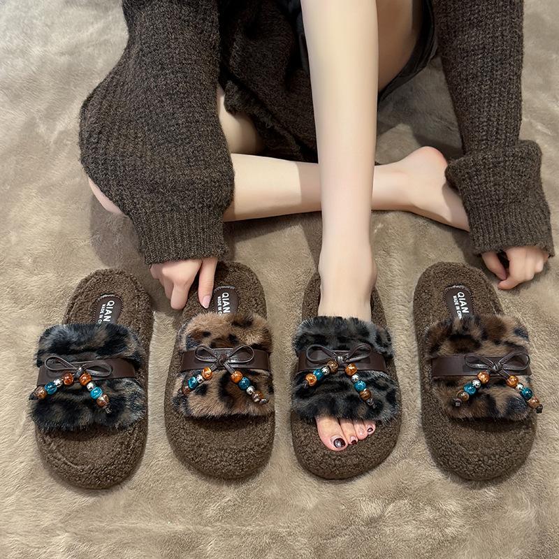 Internet celebrity retro fringed fluffy slippers women's 2025 autumn new wear versatile casual soft bottom lazy one-word drag
